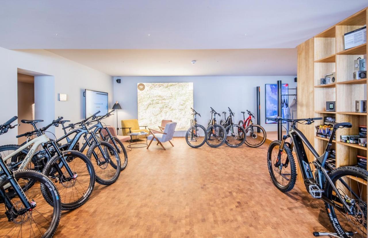 Alpen Hotel Post Au (Vorarlberg) エクステリア 写真