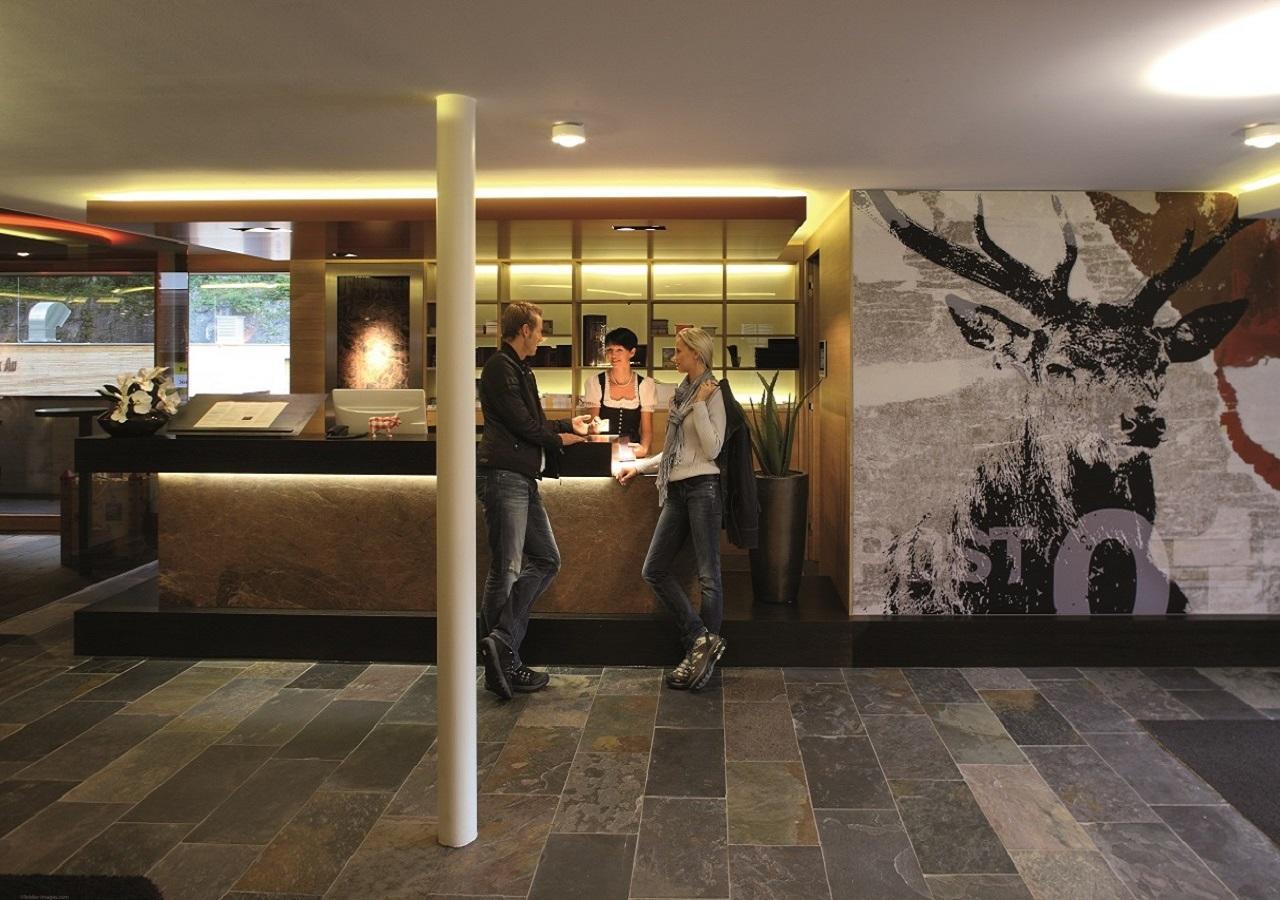 Alpen Hotel Post Au (Vorarlberg) エクステリア 写真