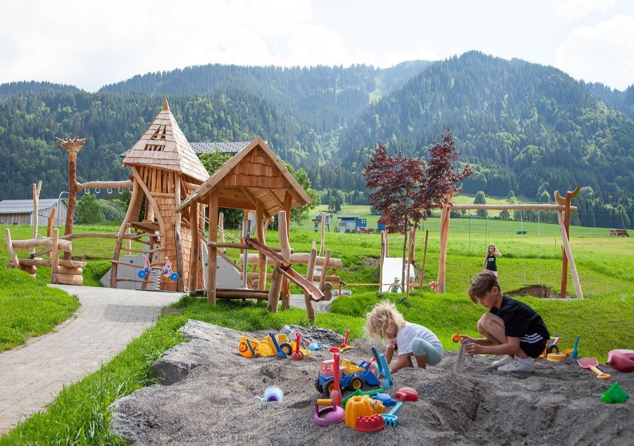 Alpen Hotel Post Au (Vorarlberg) エクステリア 写真